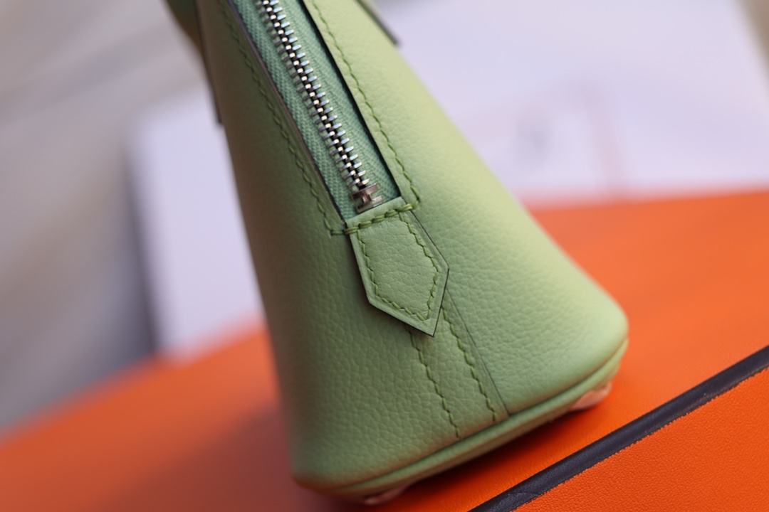 에르메스 미니 볼리드백 아보카도그린 은장 에버컬러